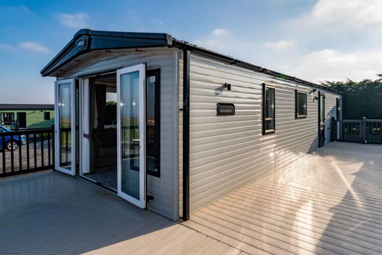 Ambleside Lodge Rentals Stewart's Resort